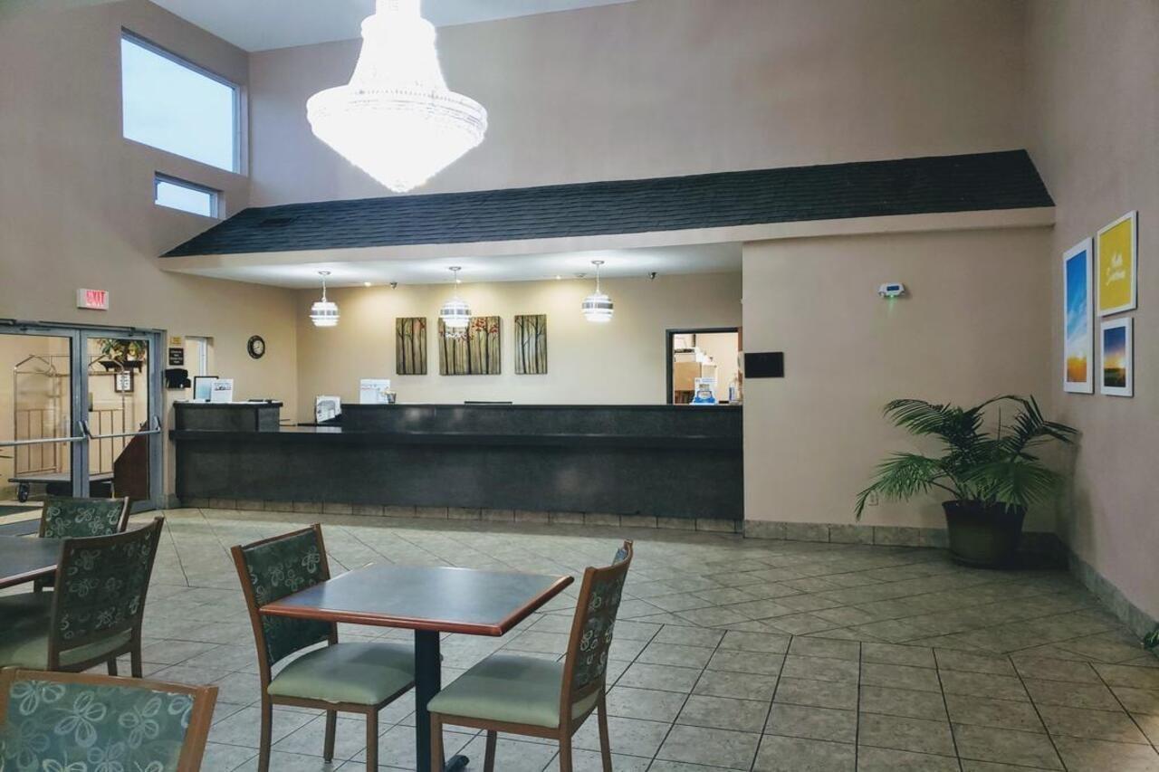 Days Inn & Suites By Wyndham Of Morris מראה חיצוני תמונה