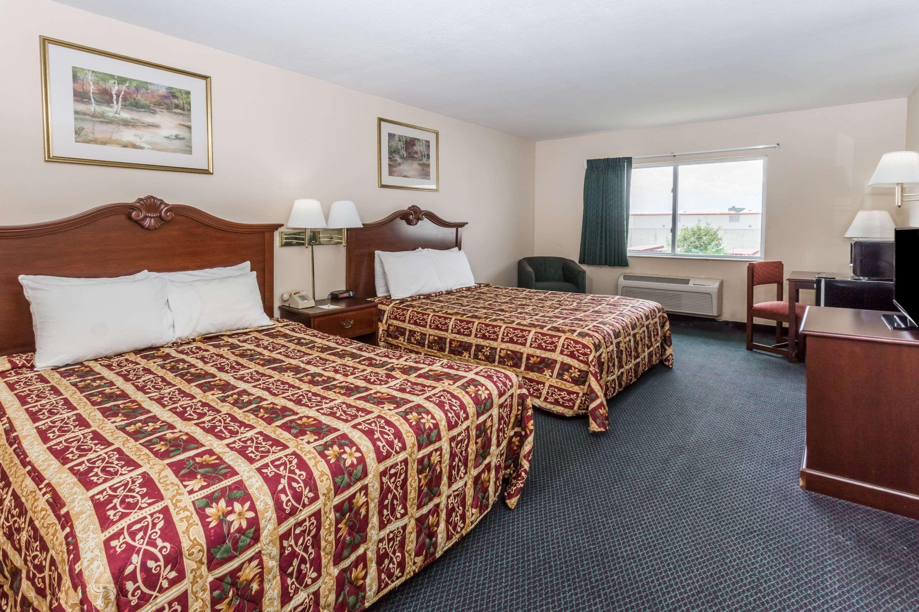Days Inn & Suites By Wyndham Of Morris מראה חיצוני תמונה