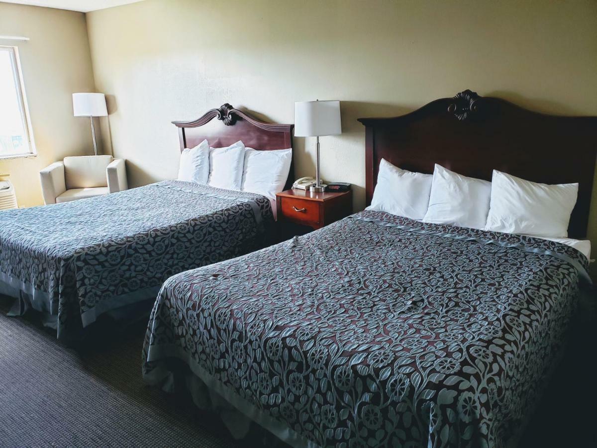 Days Inn & Suites By Wyndham Of Morris מראה חיצוני תמונה